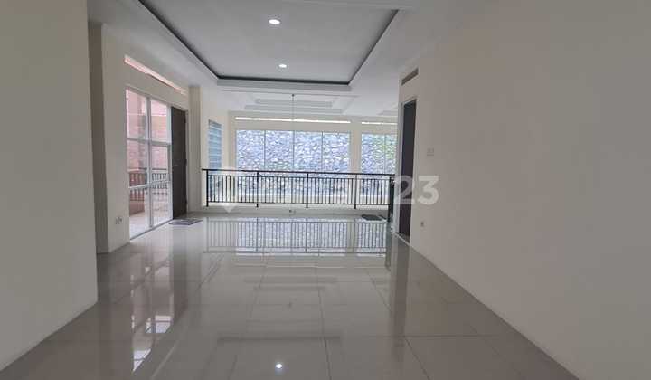 Jual Rumah Baru di area strategis Setra Duta Kota Bandung Jual Rumah Baru di area strategis Setra Duta Kota Bandung