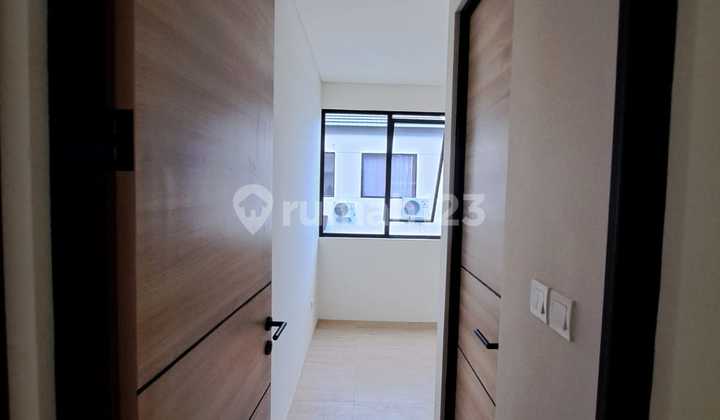 Rumah Baru 2 lantai Minimalis Modern di Park Serpong