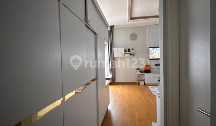 Luxurious Minimalist Modern House in Arcamanik 2