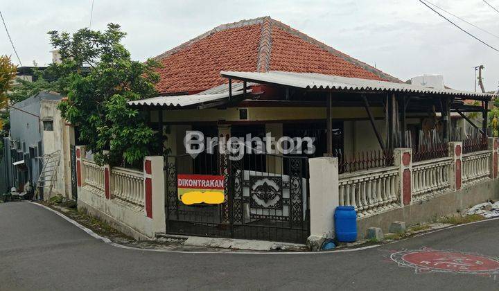 RUMAH DI LOKASI STRATEGIS DIKONTRAKAN 1