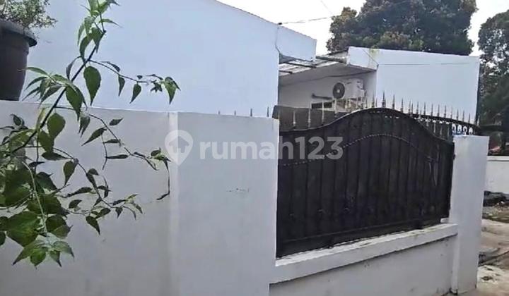 RUMAH KONTRAKAN 6 PINTU 1 LANTAI DI DEPAT STASIUN RAWA BUNTU BSD RUMAH KONTRAKAN 6 PINTU 1 LANTAI DI DEPAT STASIUN RAWA BUNTU BSD