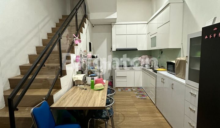 RUMAH BANGUNAN BARU 3 LT JELAMBAR JAKARTA BARAT RUMAH BANGUNAN BARU 3 LT JELAMBAR JAKARTA BARAT