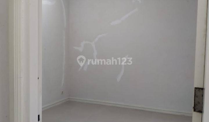 Rumah Perum Riverside Disewakan Strategis 2