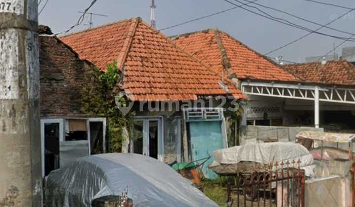 Rumah Hitung Tanah Pusat Kota Row Jalan 2 Mobil Dekat Raya Ngagel 2