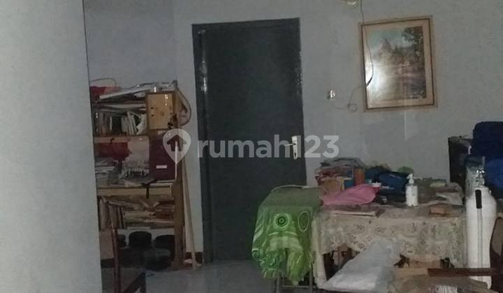 Single-Story Unfurnished Ready-to-Occupy House in Rungkut Menanggal Harapan. 2