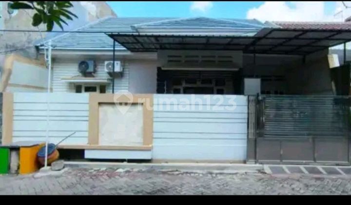 1½ Story Semi-Furnished House in Mulyosari Flood-Free Area 1