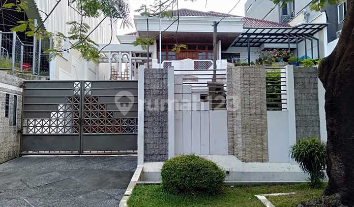 Rumah Mewah Pusat Kota Siap Huni Cocok Segala Usaha Siap Nego