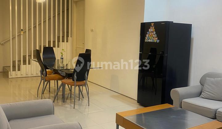 Rumah 2 Lantai Full Furnish Royal Residence Cluster Monticello 2