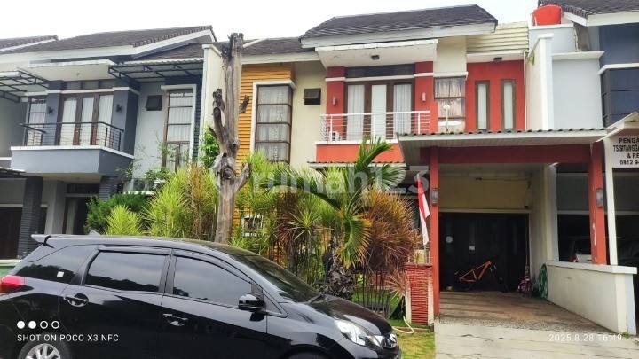 Dijual Rumah Bagus Cluster Heliconia Harapan Indah Bekasi 1