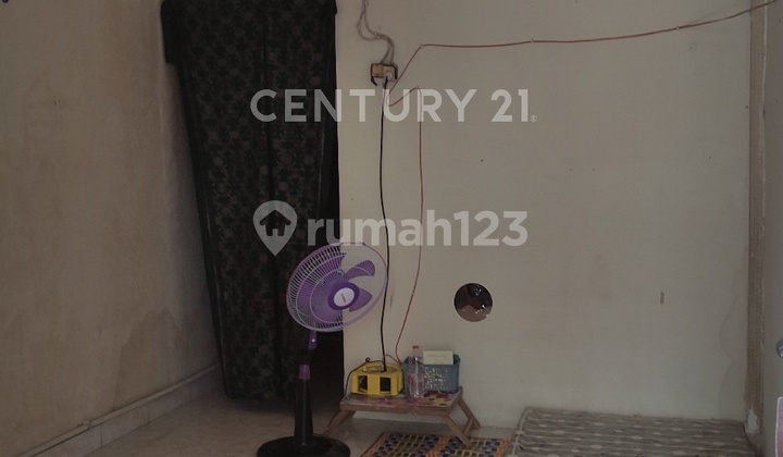 Di Jual Rumah Kontrakan 12 Pintu 2 Lantai, Cocok Utuk Investasi.  2