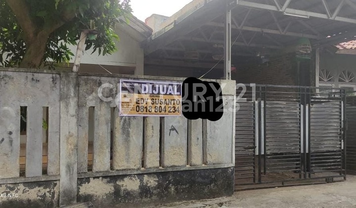 Di Jual Rumah Besar, Suasana Asri Dan Nyaman. Di Jual Rumah Besar, Suasana Asri Dan Nyaman.