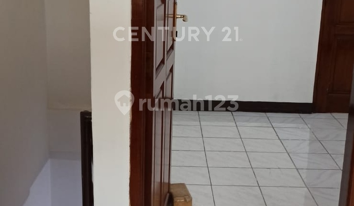 Di Jual Cepat Rumah Bagus Di Grogol Petamburan Lokasi Strategis  2
