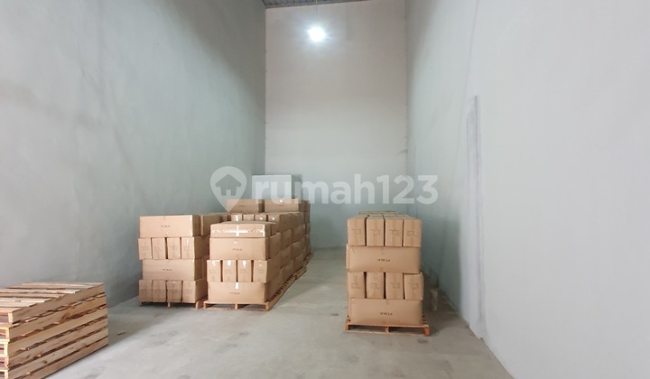 Warehouse for Sale Minimalist 3 in 1 in Batuceper Area Warehouse for Sale Minimalist 3 in 1 in Batuceper Area