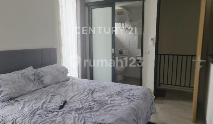 Disewakan Rumah Cantik 2 Lantai di Kawasan Strategis Bsd City. 2