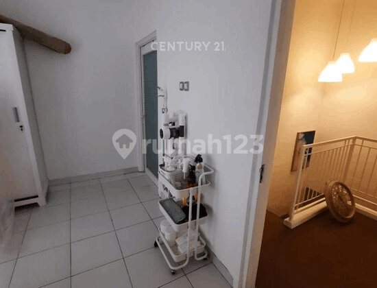 For Sale Nice Hook House Ready to Occupancy in Royal Residence Pulogebang 2