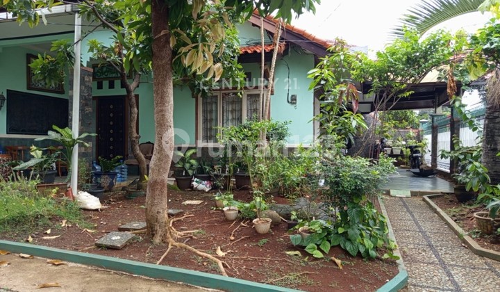For Sale House Strategic Location Near Cimanggis Toll Road