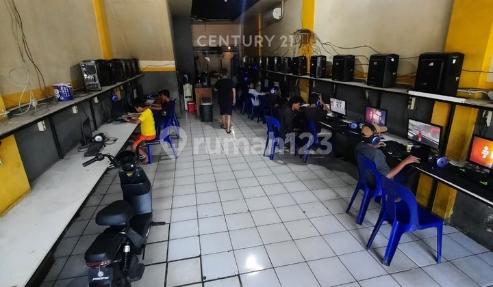 For Sale Shop House on Pemuda Kranji Main Road, Suitable for Business 2