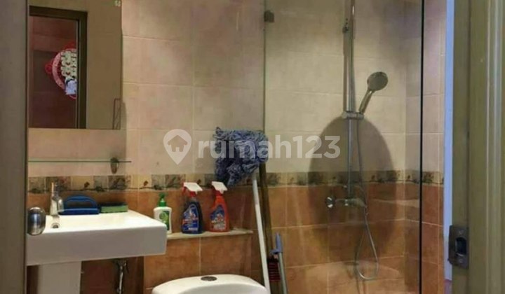 Hot Deal Rumah 4 Lantai - Tomang, Jakarta Barat 2