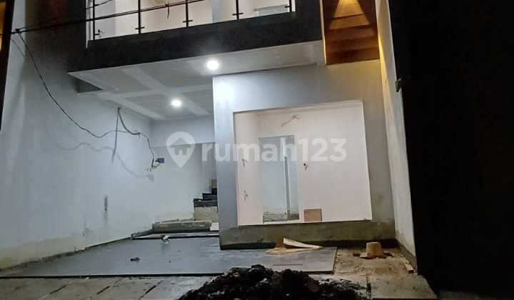 Dijual Rumah Mewah Meruya Jakarta Barat