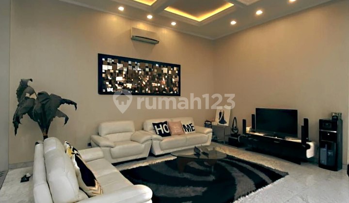 Dijual Rumah Mewah Taman Permata Buana 