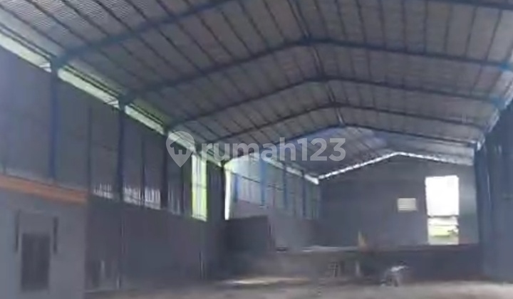 Quick Sale Cheap Negotiable New Warehouse in Lulut Village, Bogor Regency