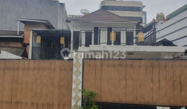 :Fire: Hot Deal - Harga di Bawah Pasar! :Fire:dijual Cepat Rumah 2 Lantai - Area Premium Kebon Sirih, Jakarta Pusat 2