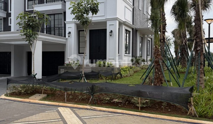 Jual Cepat Nego Rumah Mewah Villa Pasir Putih Pik 2