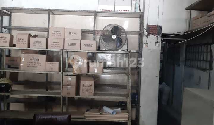 For Sale Store on Main Road in Central Tegal City For Sale Store on Main Road in Central Tegal City