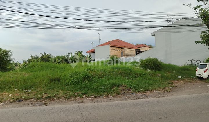 Land in Jatinangor, Roadside, Campus Route of Unpad, ITB, IKOPIN, IPDN. Land in Jatinangor, Roadside, Campus Route of Unpad, ITB, IKOPIN, IPDN.