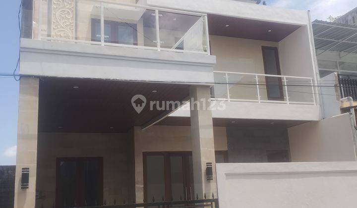 Rumah Mewah Moderen 2 Lantai Taman Pancing 2
