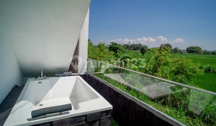 For sale, Gema Santhi villa 3.2 M, Klungkung.