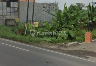 Tanah yang Strategis