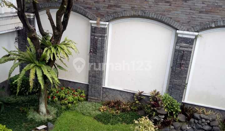 2-Storey House, Spacious