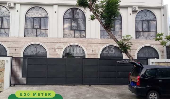 Rumah Mewah Pinggir Jalan Raya Manyaran Semarang Barat 1