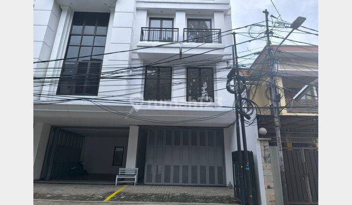 Ruko 5 Lt, Strategis, 1mnt Ke Rasuna, 5mnt Ke Gi, Open Rooftop For Relaxing, Garasi 2, Carport 2 1