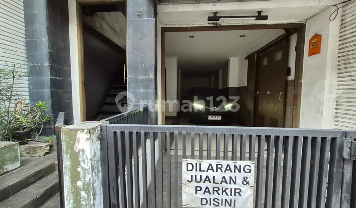 Active Boarding House Near MRT Fully Rented Strategic Area South Jakarta 2