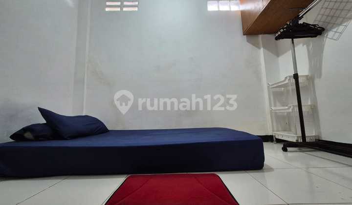 For Sale 10-Door Boarding House Furnished Gandaria South Jakarta 2