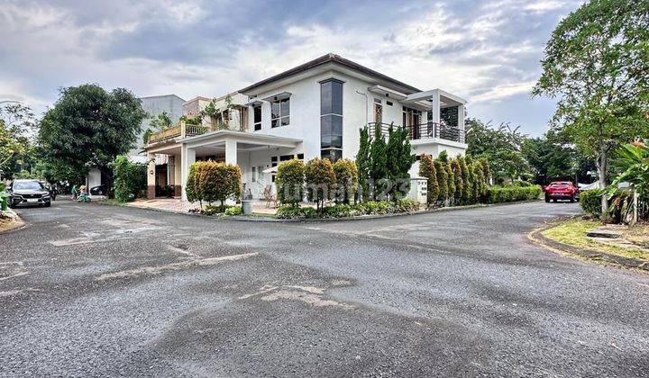 Rumah Hook Free Furnish Bebas Banjir di Green Park Jatiwarna. 1