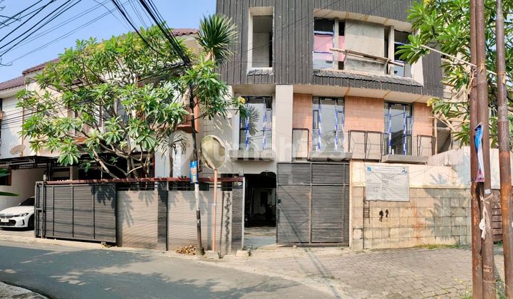 Jual Rumah Dan Gedung Kost 30 Pintu Pejaten Jakarta Selatan Jual Rumah Dan Gedung Kost 30 Pintu Pejaten Jakarta Selatan