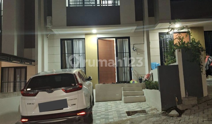 Dijual Cepat Rumah 2 Lantai Di Banyumanik Semarang 1