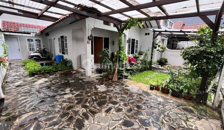 Dijual Rumah Sejuk Dan Asri 2 Lantai Di Parompong Bandung 2