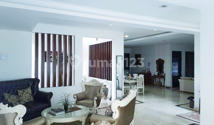 Dijual Rumah Luas Posisi Hoek Di Bintaro Dengan Kolam Renang 2