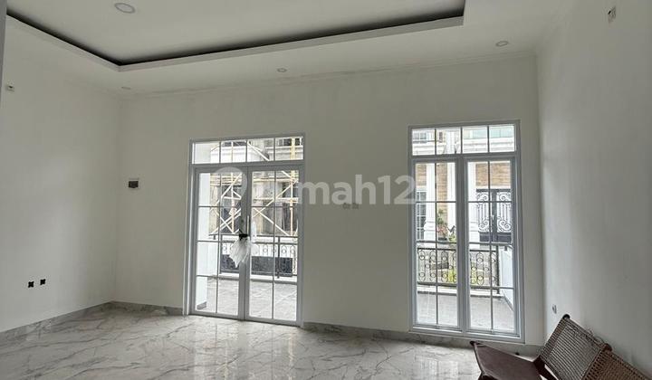 Rumah 3 Lantai Private Eksklusif Di Bintaro 2