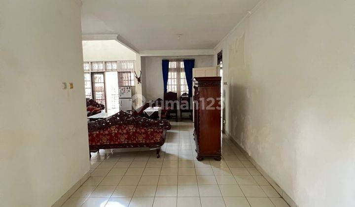 Disewakan Rumah 2 Lantai Di Kota Wisata Lokasi Terdepan 2
