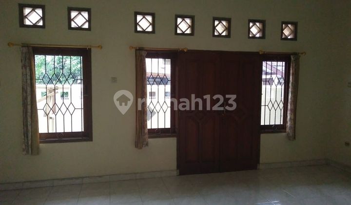 Jual Siap Huni Rumah Hook Luas Strategis Di Beji Depok 2