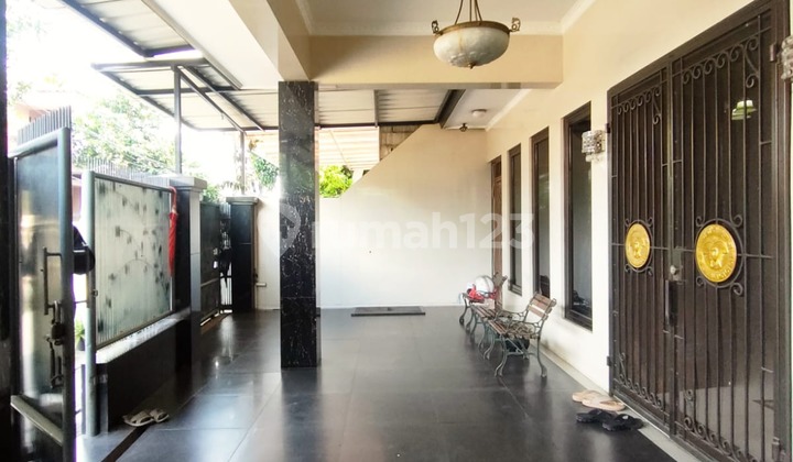For Sale: Spacious 1-Story House in a Strategic Location in Beji, Depok 2