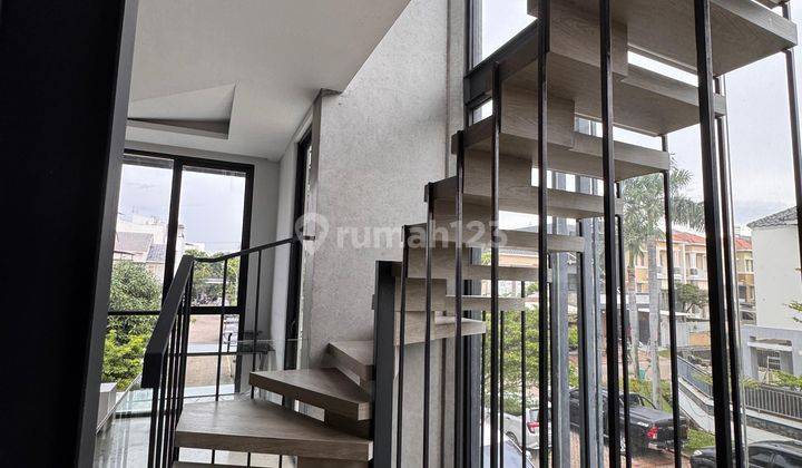 Disewakan Rumah Hook 4 Lantai Full Furnish Di Kapuk Muara 2