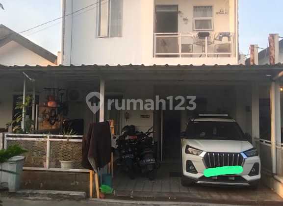 Jual Capat Rumah 2 Lantai Semi Furnish Siap Huni Di Bandung