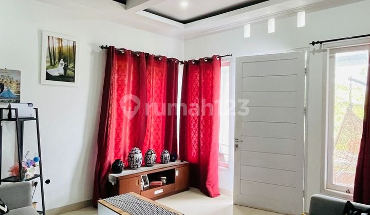 For Sale Ready-to-Occupy Hook House in Serra Valley, Ciwaruga, Bandung 2