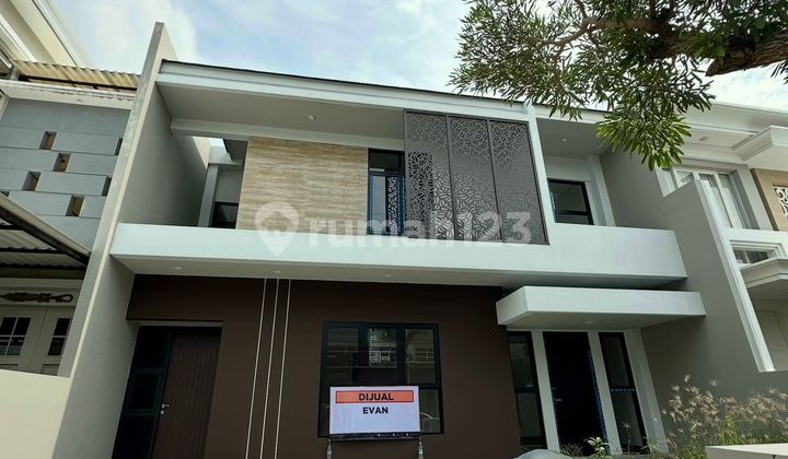 Dijual Rumah 2 Lantai Di Woodland Citraland Surabaya